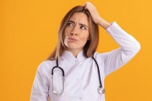 Marketing de conteúdo para médicos: como saber o que dizer e onde dizer?